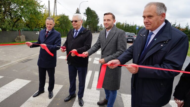 Uroczyste otwarcie wyremontowanej ul. Leśnej w Ciechanowie