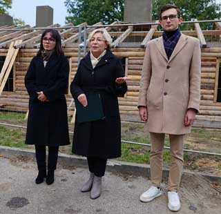 Poseł - Anna Cicholska i Radny Stanisław Bronowski o wyzwaniach i problemach - konferencja w Ciechanowie