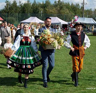 Dożynki Gminne w Rydzewie. Święto plonów w staropolskim stylu
